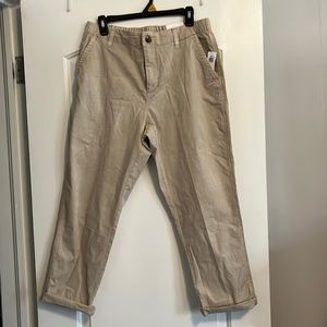 Brand New Old Navy Women’s Khaki crop pants